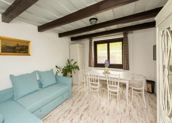 Дом отдыха Lovely *