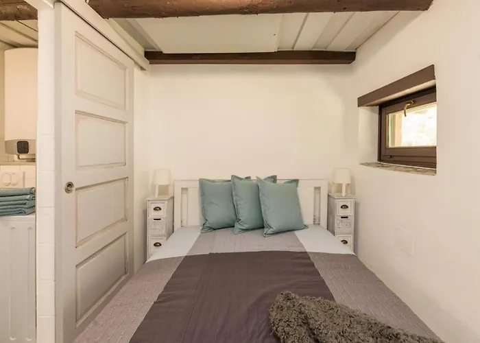 Дом отдыха Lovely *